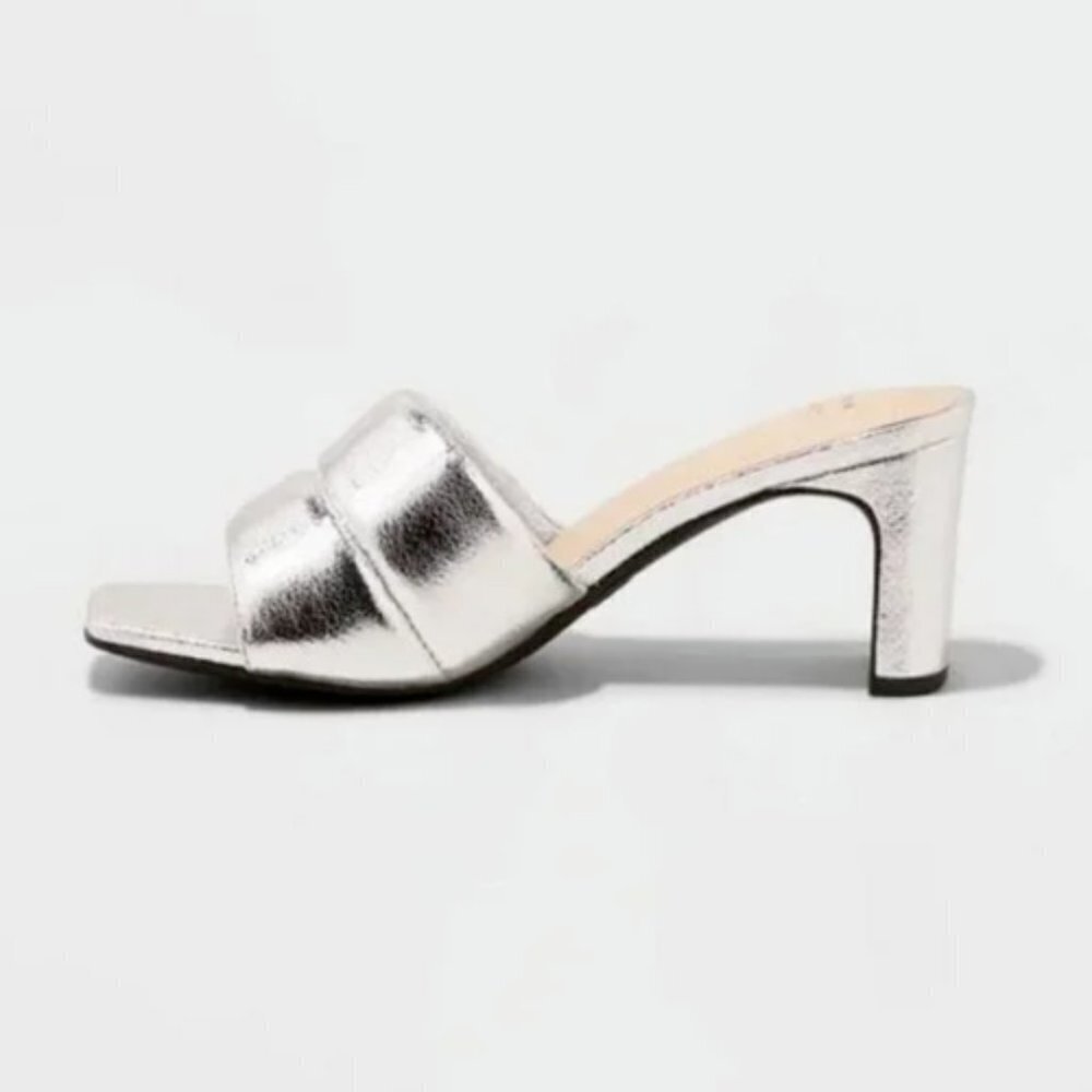 NWT A New Day Women's Metallic Silver Lilah Heeled Open-Toe Sandals - Picture 2 of 2
